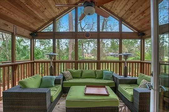 4 bed, 3.0 bath, 2423 sqft, $3,150 — Photo 2