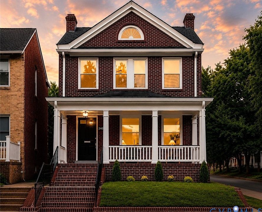 1st image of 2400 Rosewood Ave