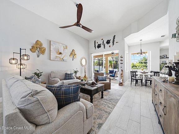 4th image of 4219 Chastain Dr