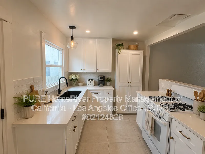 1 bed, 1.0 bath, 800 sqft, $2,250 — Photo 3