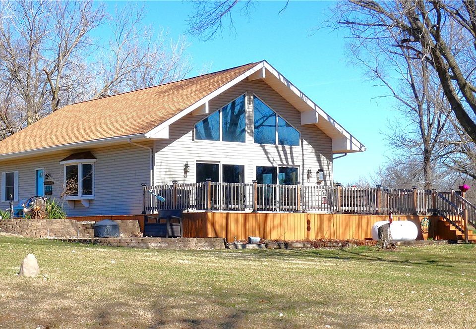 4212 Bluegrass Dr, Panora, IA 50216 | Zillow