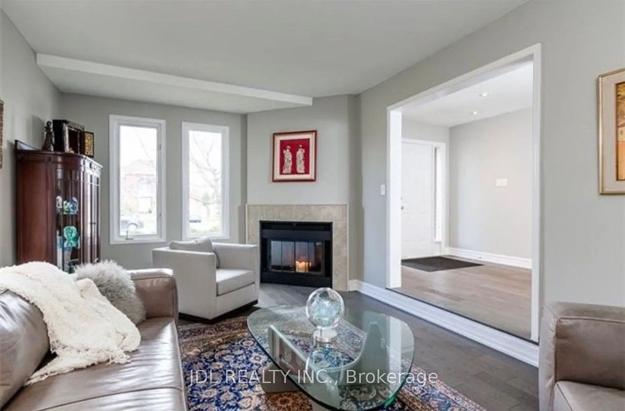4 bed, $5,000 — Photo 3