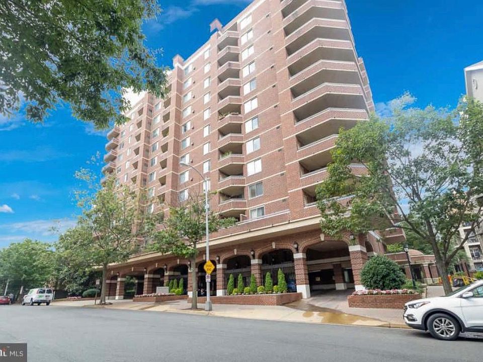 1st image of 1276 N Wayne St APT 1109