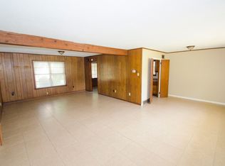 4200 Hallview Dr, Memphis, TN 38128