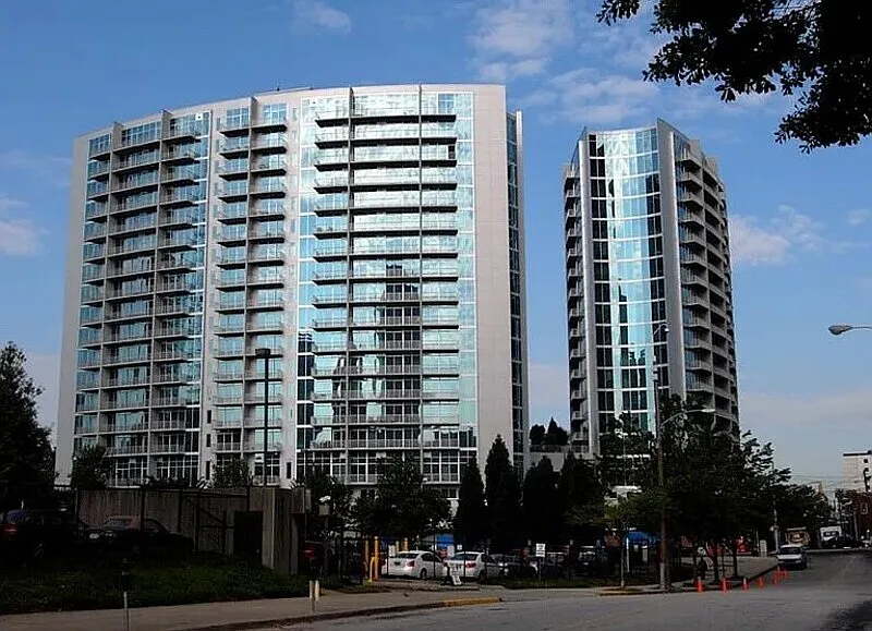 950 W Peachtree St #160