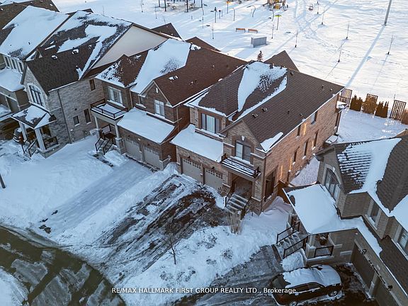 3rd image of 20 Capstan Ct