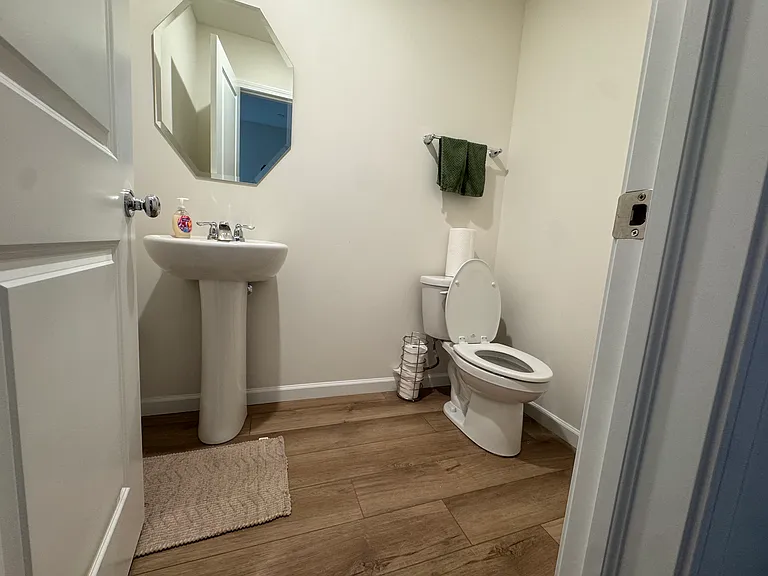 6211 Sandbelt Dr — Photo 8