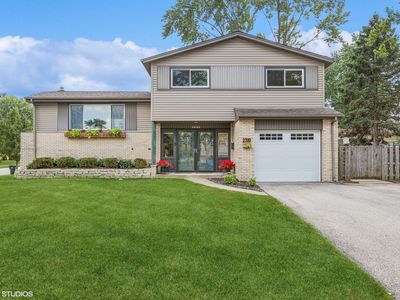 2319 N Huron St, Arlington Heights, IL, 60004