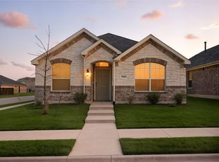 2345 Copal Dr, Aubrey, TX 76227