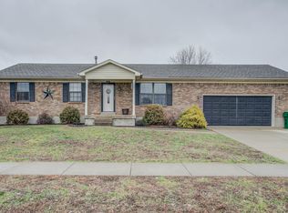 12207 Ridgemont Rd, Louisville, KY 40229