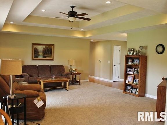 5th image of 2300 Elias Dr