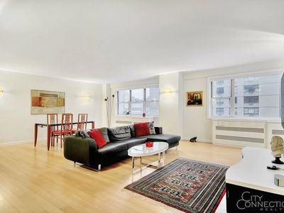 30 W 60th St #9UT, New York, NY, 10023