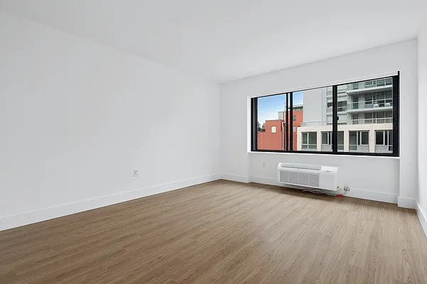 Rented by Greystar | media 3