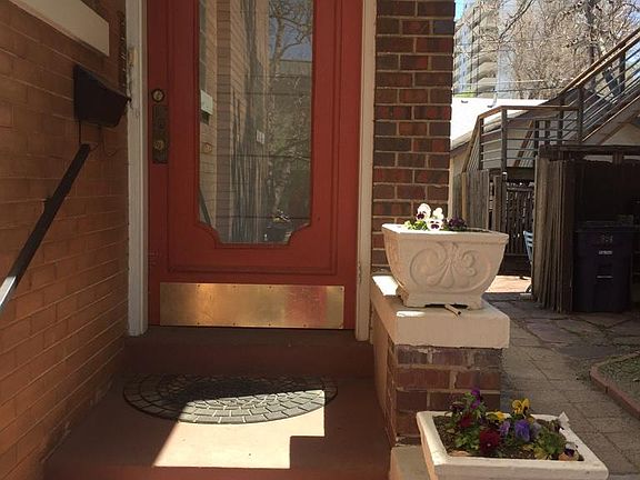 Side Door Entry, 832 N Emerson St.