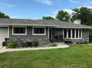 4217 N River Rd, Fort Gratiot, MI 48059
