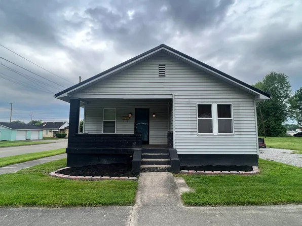 924 S 10th St, Ironton, OH 45638