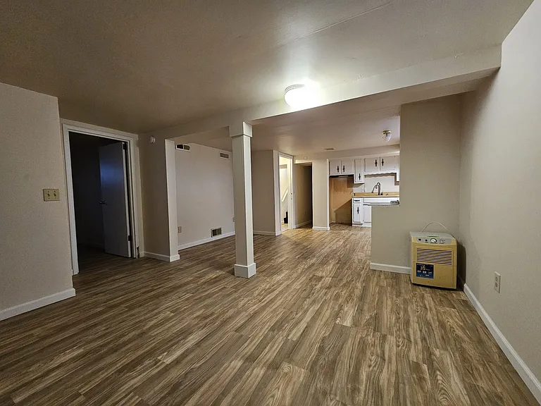 2125 Cass St — Photo 3