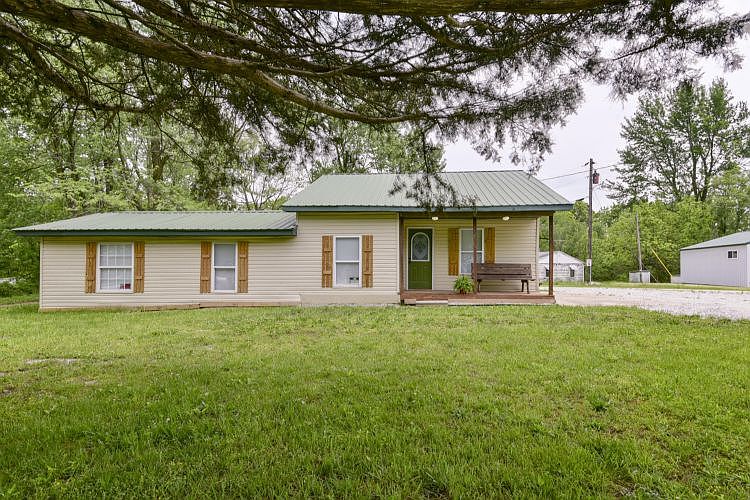 1972 S Ash St, Buffalo, MO 65622 | Zillow