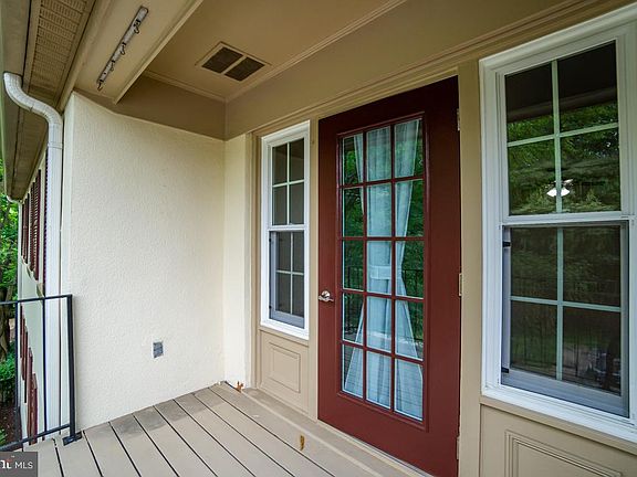 4th image of 5811 Cambridge Dr Suite 674