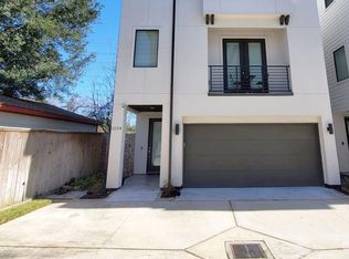 1154 Wycliffe Dr, Houston, TX 77043