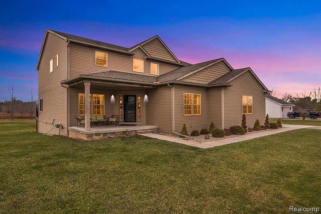 1241 N Gale Rd, Davison, MI 48423 Zillow