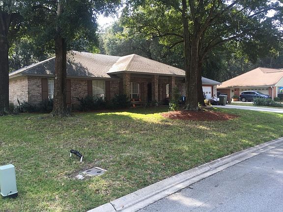 3rd image of 13929 Athens Dr