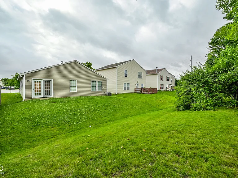 1804 Feather Reed Ln — Photo 5