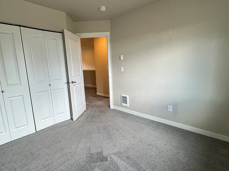 7610 Lakewood Dr W #B — Photo 14