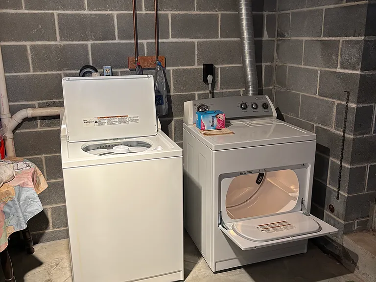 Water and dryer included