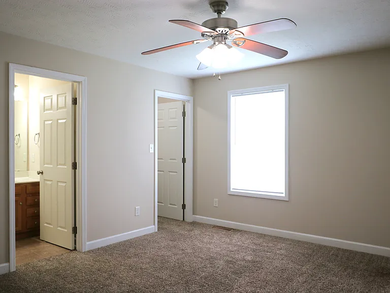 215 Moss Creek Ave #A — Photo 7