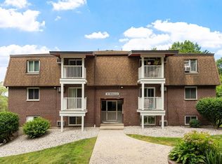 Wildwood Condominium Association, Dracut, MA 01826