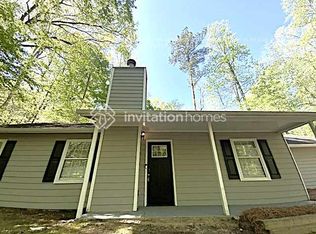 8129 Lakeview Pkwy, Villa Rica, GA 30180