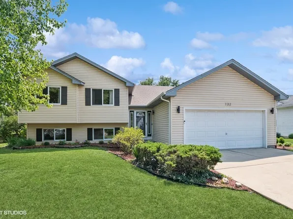 132 S Vincent Dr, Bolingbrook, IL 60490