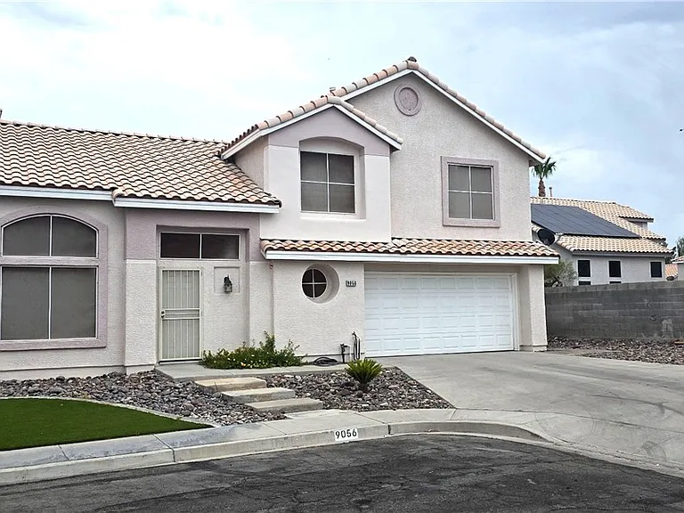 9056 Trumpet Ct — Photo 2