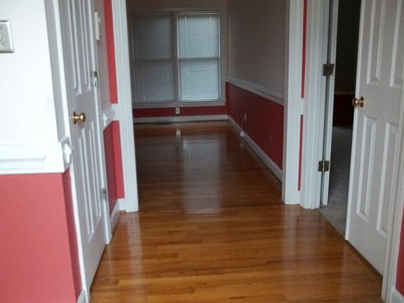 2nd image of 105 Habersham Ct