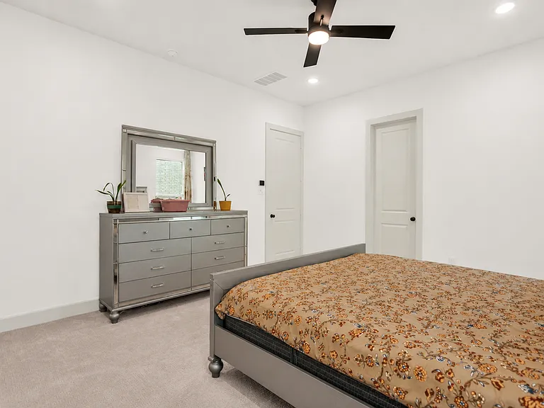 8869 Bailey St — Photo 15