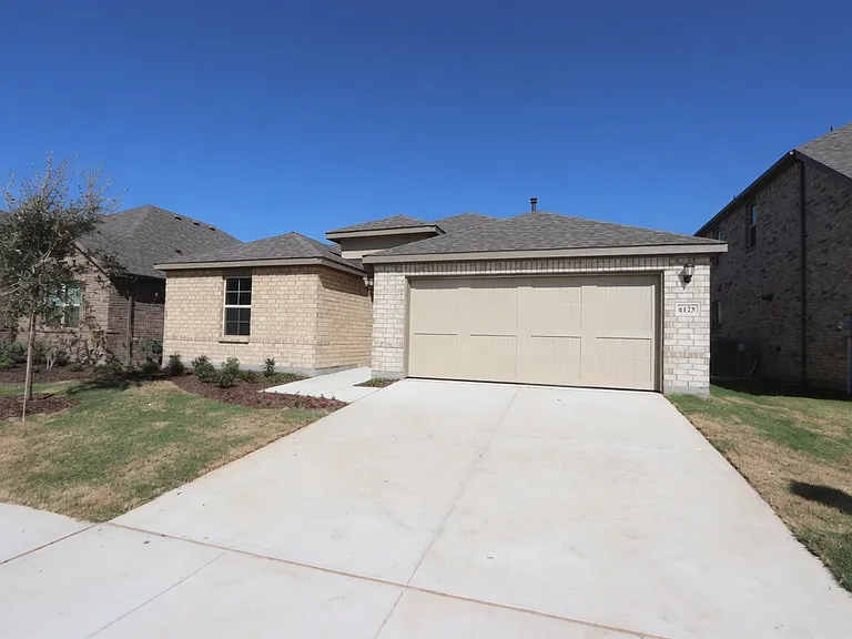 6125 Hightower St — Photo 1