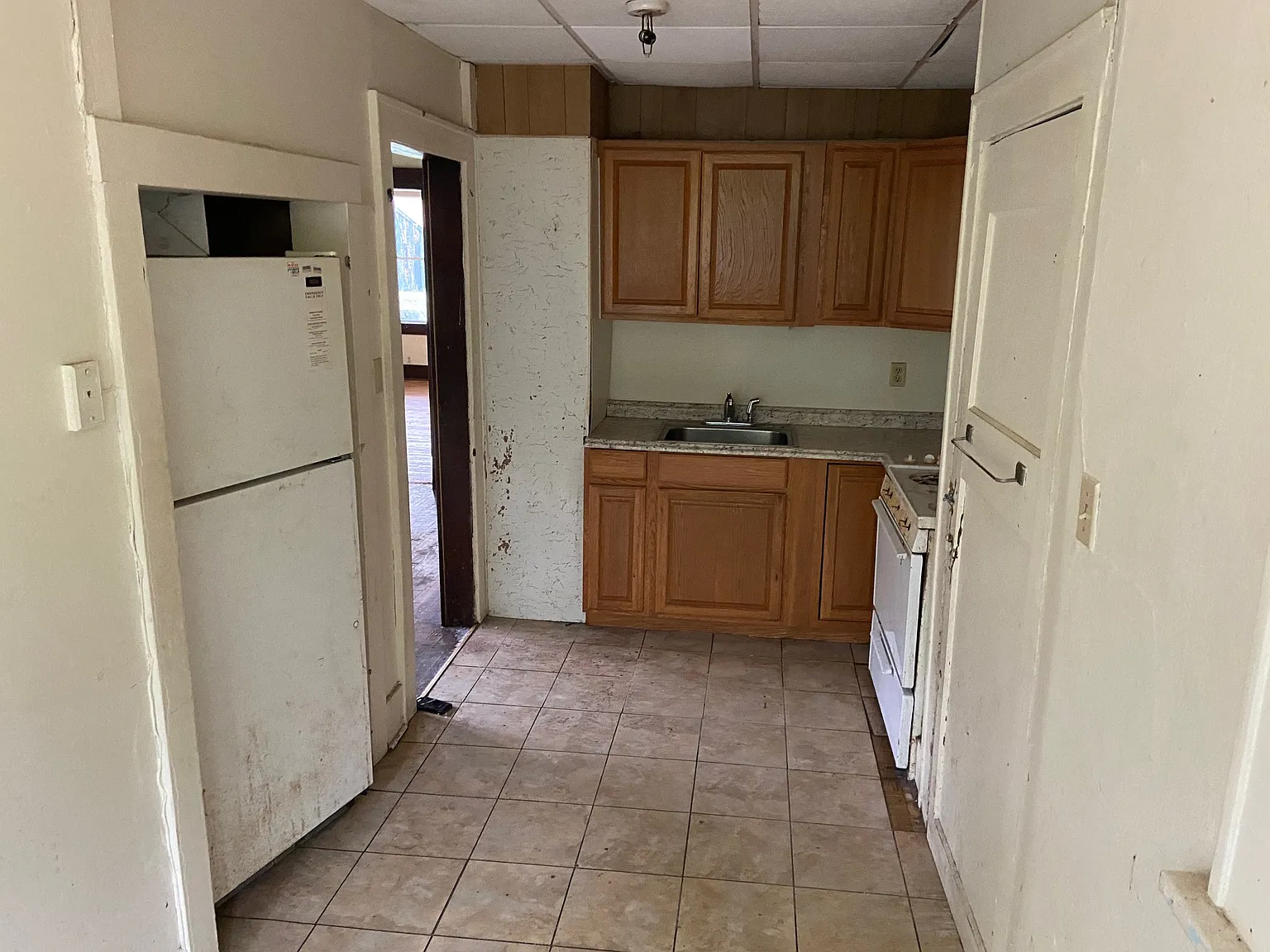 3 bed, $1,299 — Photo 4