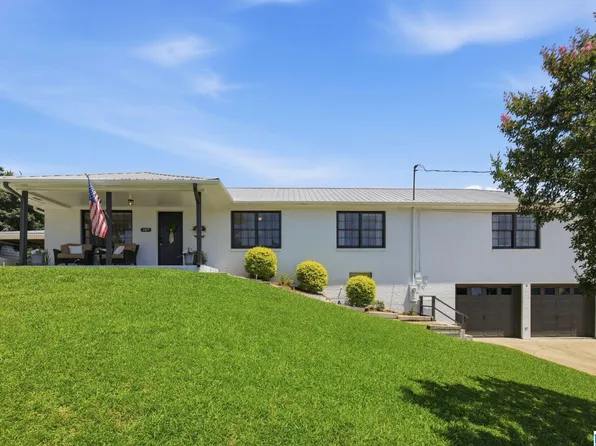 167 Rebecca Dr, Gardendale, AL 35071