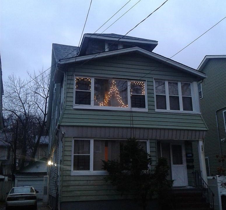 2nd image of 143 W End Ave