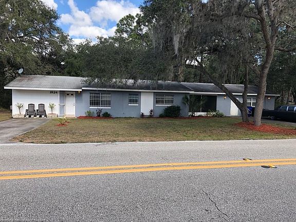 2nd image of 1824 Lake Josephine Dr