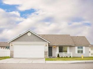 6120 Klickitat Ln, Pasco, WA 99301