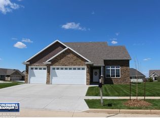 200 E Clearwater Dr, Appleton, WI 54913