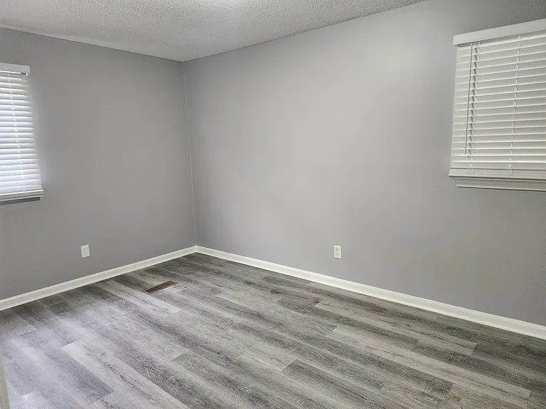 4624 Kings Gate Dr — Photo 6
