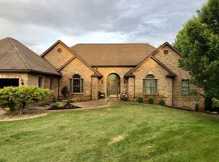 1515 Breezewood Ct, Bridgeport, WV 26330