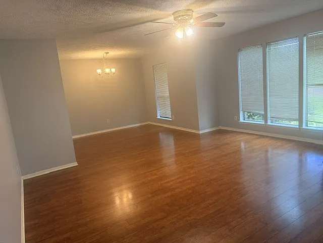 10135 Sagemill Dr — Photo 3