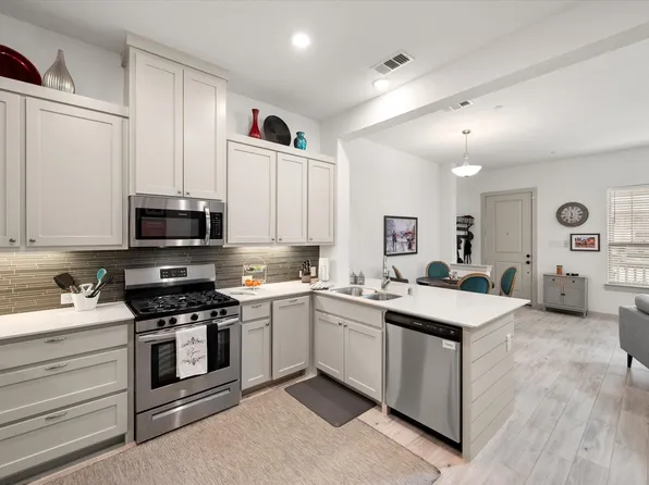 6561 Northern Dancer Dr, North Richland Hills, TX 76180