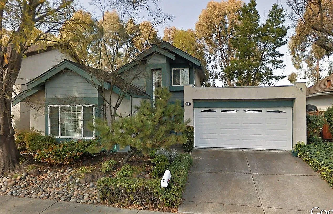 10070 Foxboro Cir photo 1