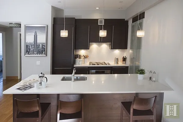 Rented by Halstead Real Estate | media 2