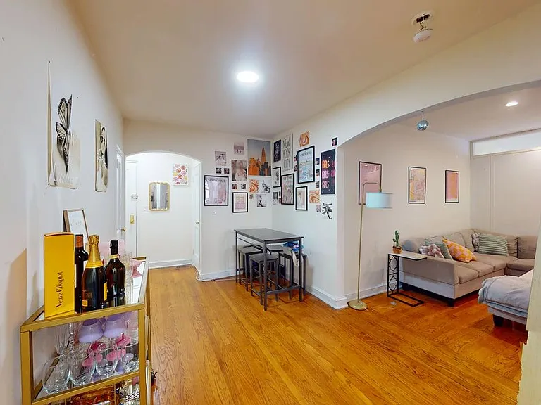 246 E 46th St #6B — Photo 3